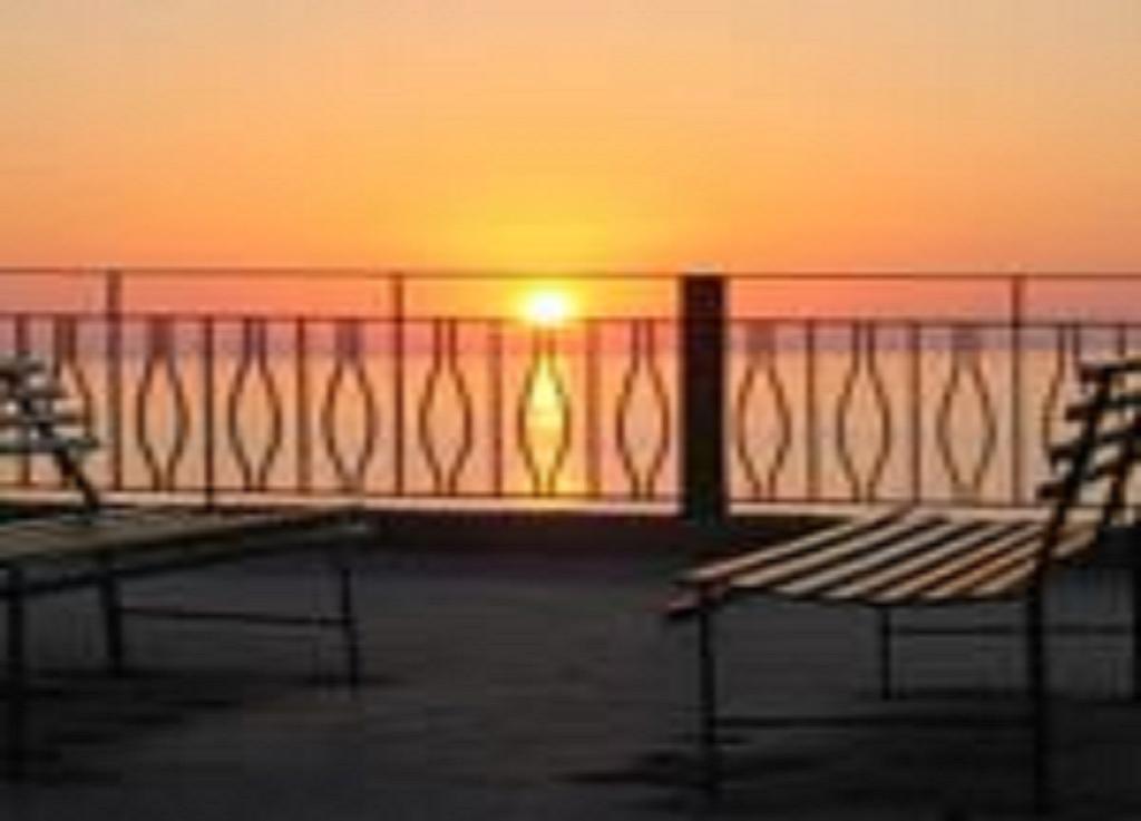 Ferienwohnung Terrazza Sul Mare Gioiosa Marea Exterior foto